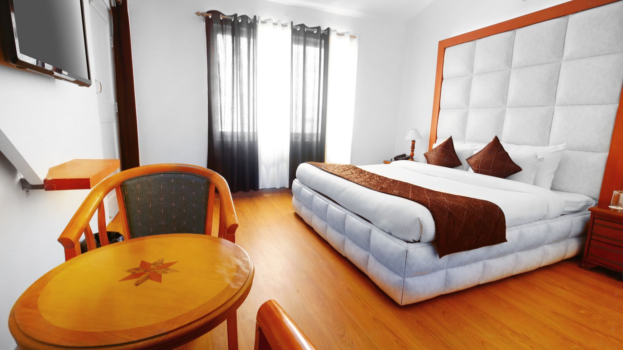 The Swiss Village Resort Nainital Exterior photo