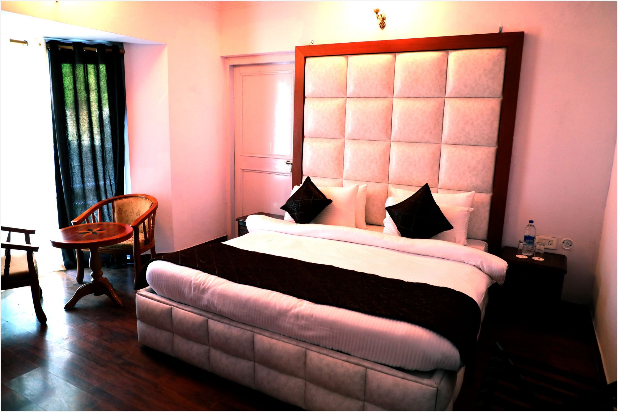 The Swiss Village Resort Nainital Exterior photo