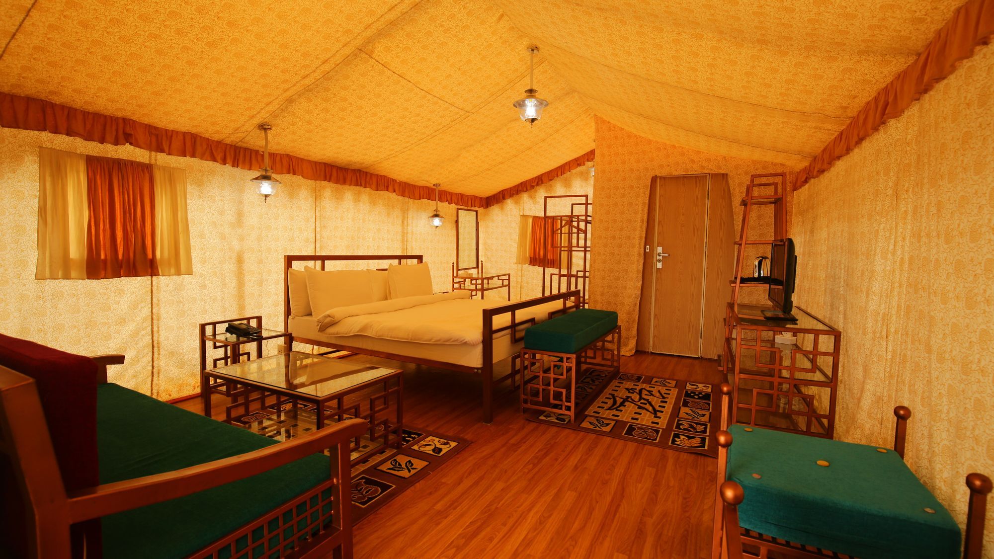 The Swiss Village Resort Nainital Exterior photo