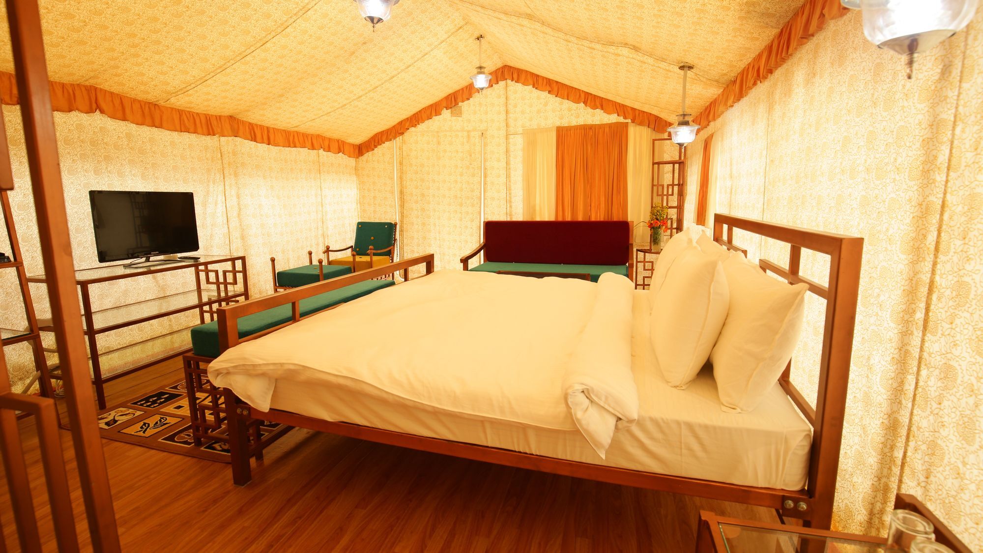 The Swiss Village Resort Nainital Exterior photo